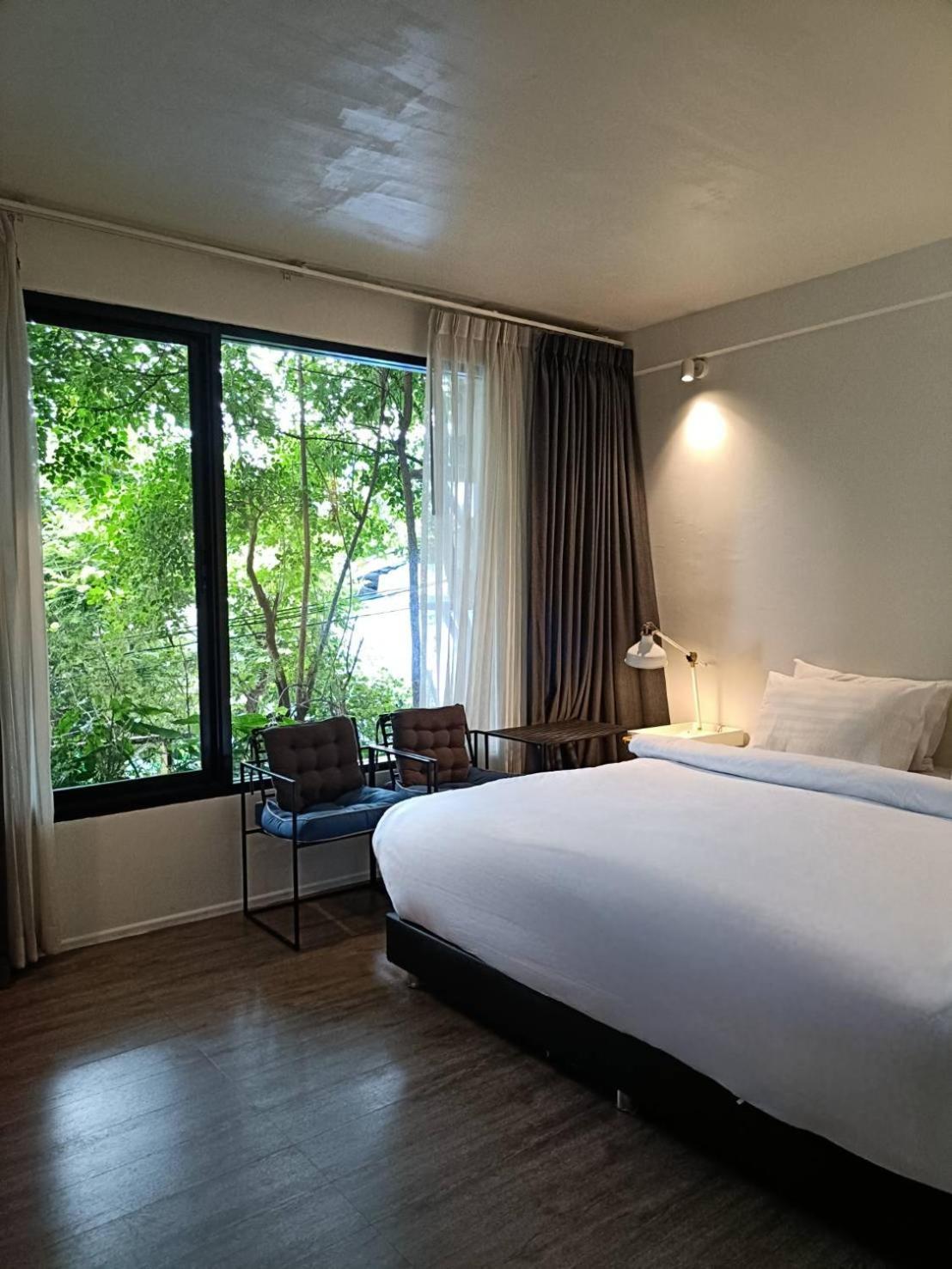 Hotel Por Santitham Chiang Mai Exterior foto